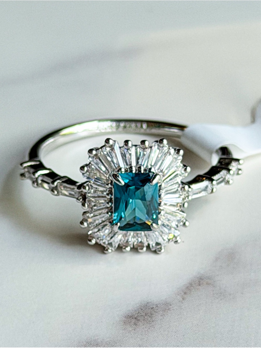 Ring Bomb Party RBP4517 Callista Ring Blue Lab-Created Spinel Rhodium Sz 11 NWT